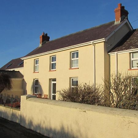Little Hilton Farm Bed & Breakfast Haverfordwest Bagian luar foto