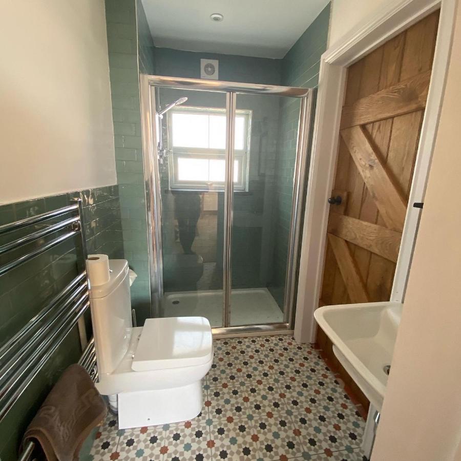 Little Hilton Farm Bed & Breakfast Haverfordwest Bagian luar foto