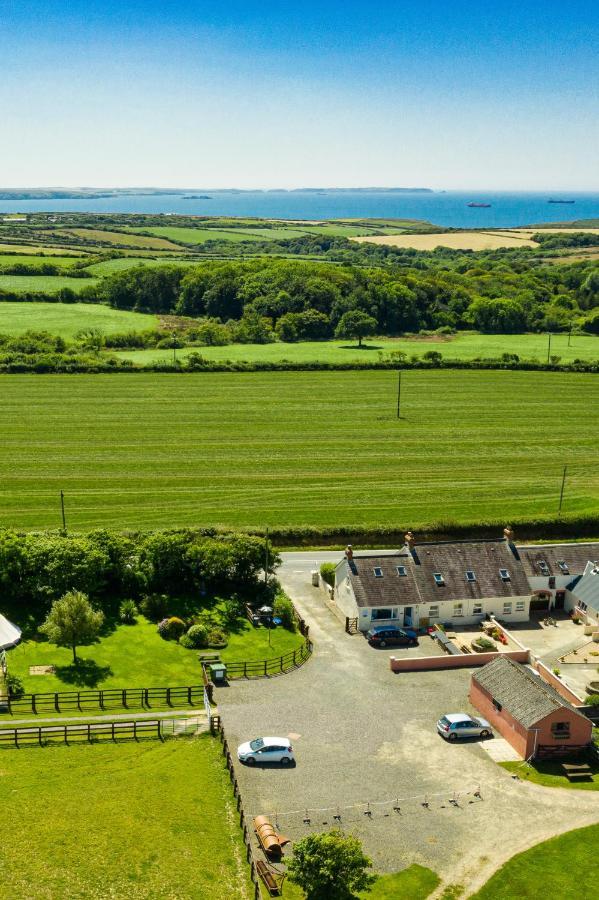 Little Hilton Farm Bed & Breakfast Haverfordwest Bagian luar foto